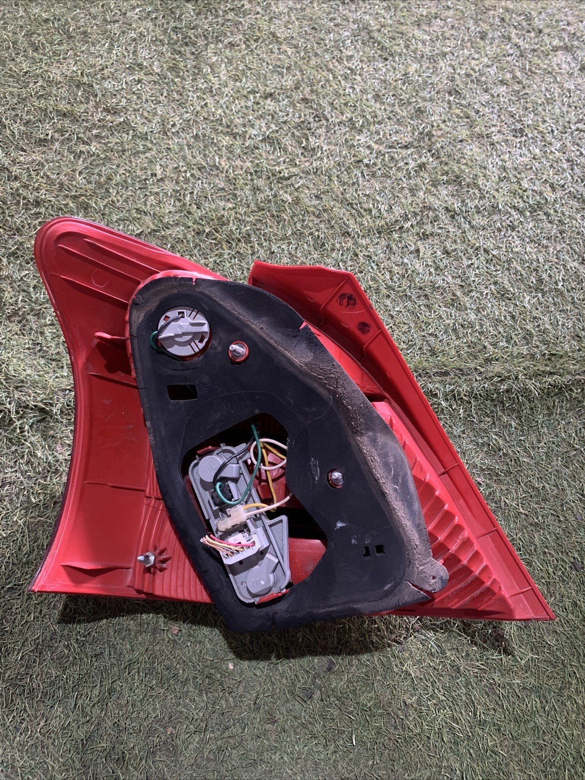STOP FANALE POSTERIORE DESTRO TOYOTA Yaris Serie 2008 815510D110