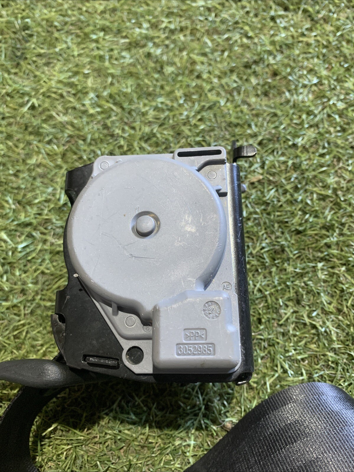 CINTURA DI SICUREZZA POSTERIORE DX PER RENAULT Captur Serie 888405148R (13>)