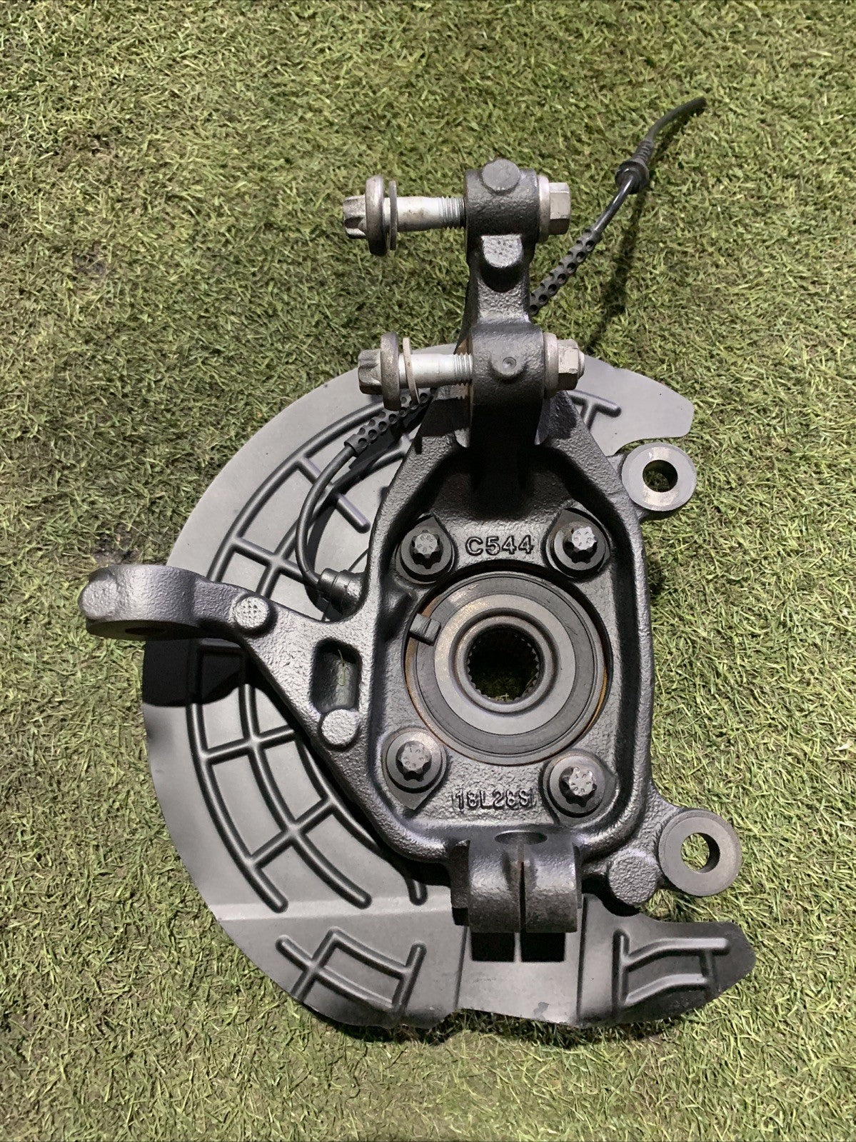 Mozzo Montante Fusello Anteriore Sinistro Fiat 500X 52027061