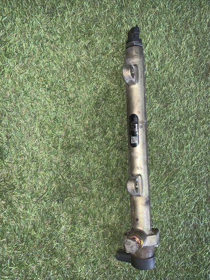 FLAUTO BOSCH INIEZIONE DIESEL FIAT LANCIA 1.3 MJT 0445214044-46817523 (01)