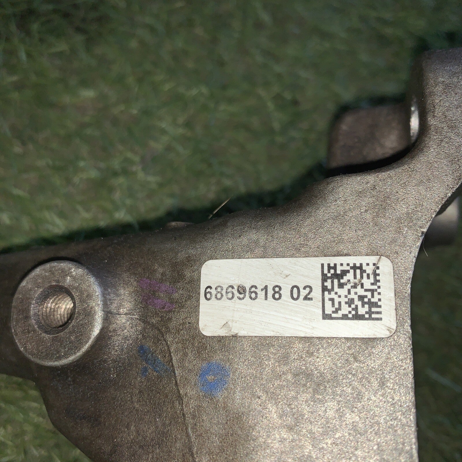 supporto staffa cavalletto di sostegno motore BMW 1.5 DIESEL 6869618-02