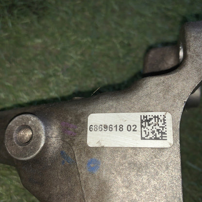 supporto staffa cavalletto di sostegno motore BMW 1.5 DIESEL 6869618-02