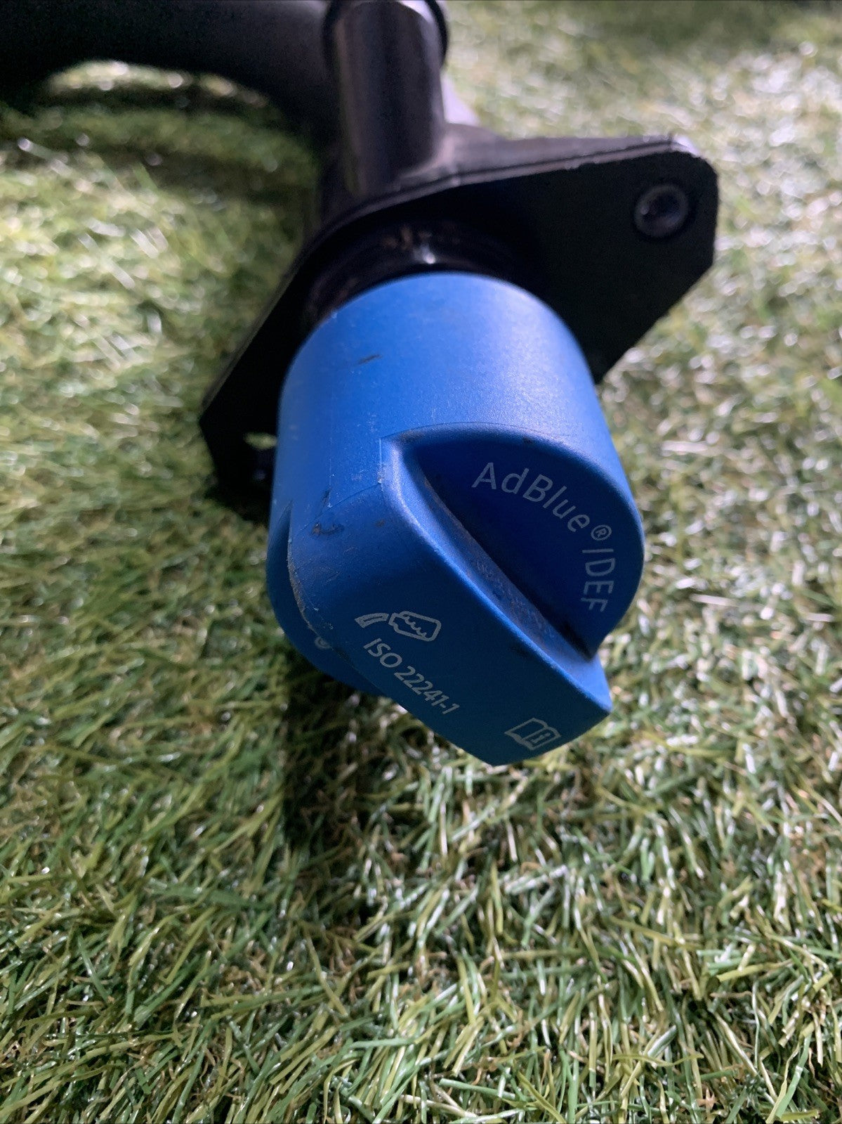 Tubo Riempimento Liquido Adblue Audi Q8 4M0131963C