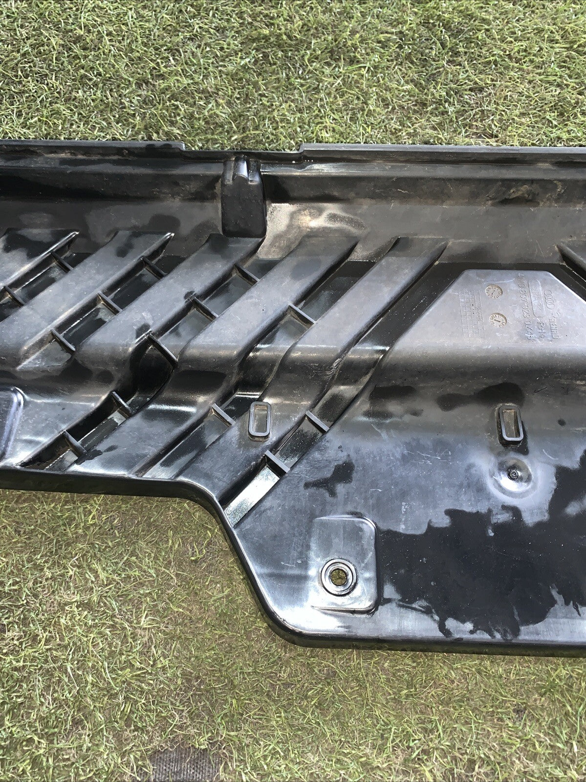 Piastra fissaggio staffa centrale paraurti posteriore AUDI Q7 4M0807329 2016