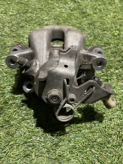 Pinza freno posteriore destra Peugeot 2008 1.6 hdi 2015