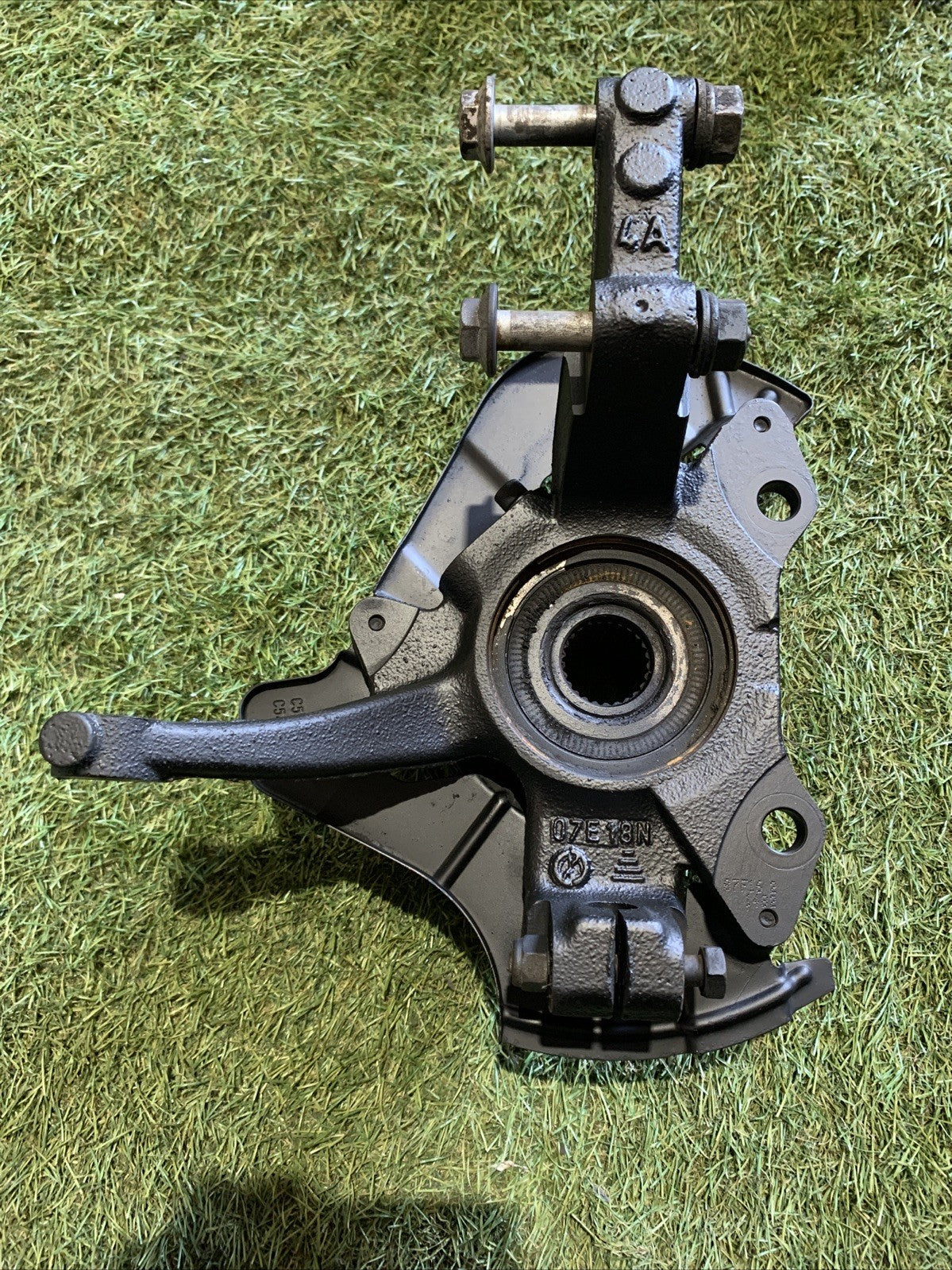 mozzo montante fusello anteriore sinistro fiat panda 169 1.3 mjt 51857223