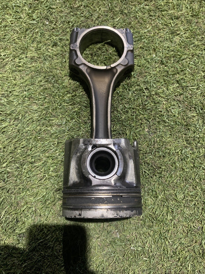 Pistone Motore Toyota Rav 4 2002 2.0 Diesel 1320127011A0 (3)