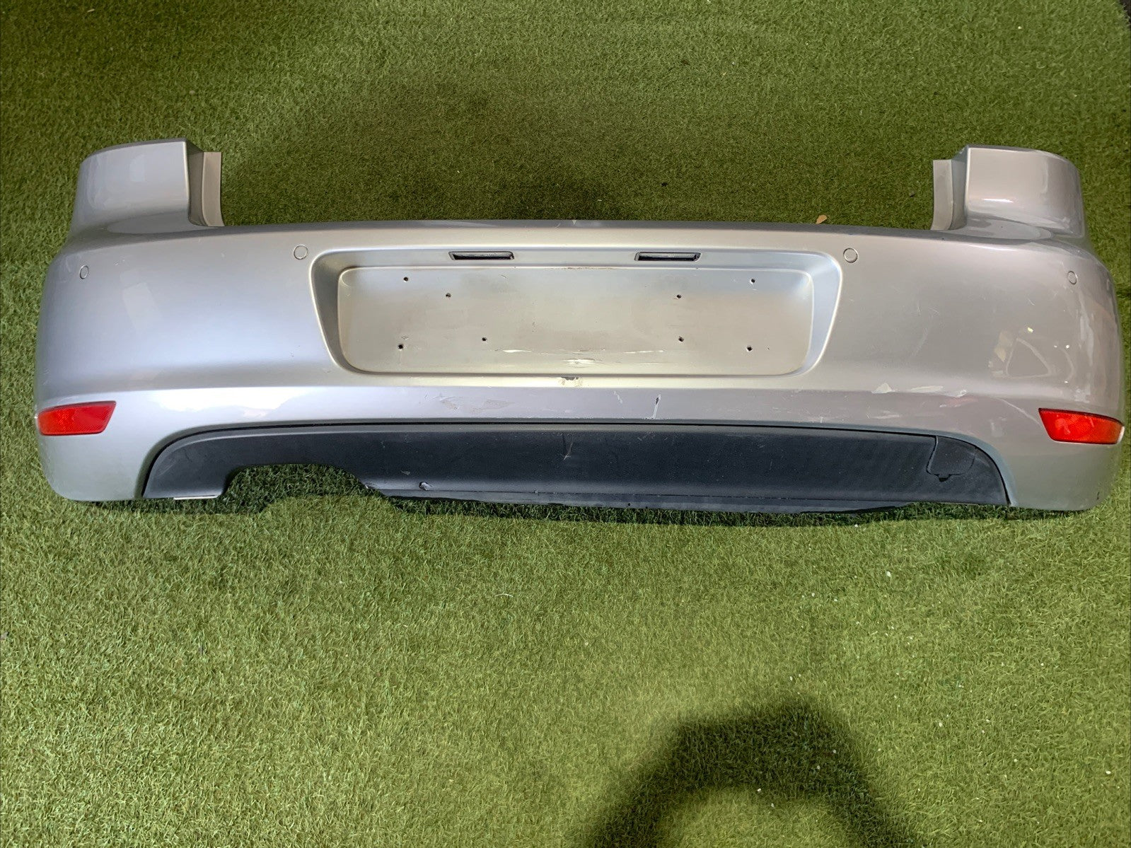 PARAURTI POSTERIORE CON SENSORI DI PARCHEGGIO VOLKSWAGEN Golf 6 2009 Berlina