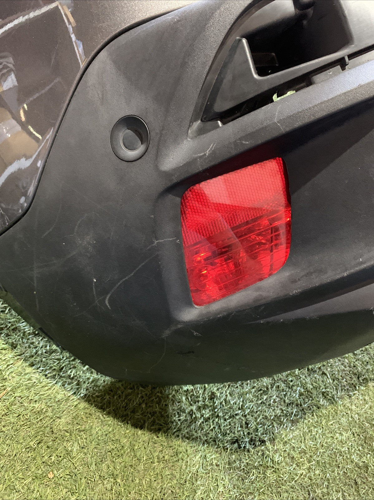 Paraurti Posteriore Peugeot 3008 Dal 2016 9811865077