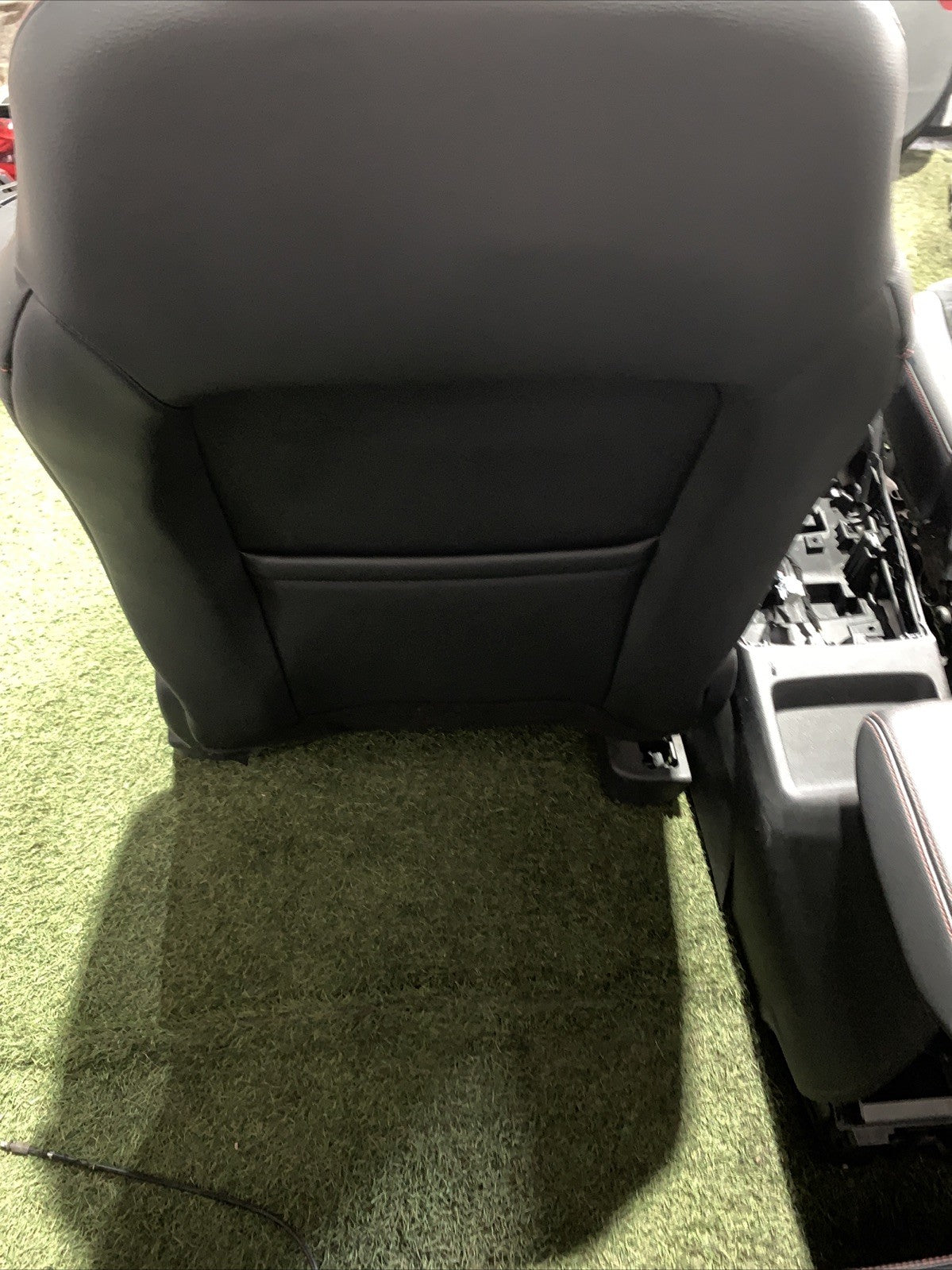Tappezzeria Completa Sedili Interni Ford Kuga 2022 ST LINE