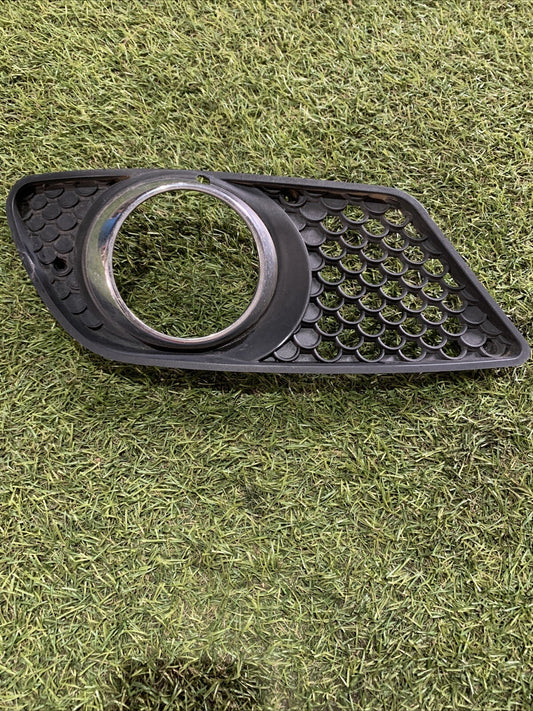 Griglia Paraurti Fendinebbia Anteriore Sinistro Mercedes Classe C 220 Dal 2008 