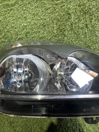FARO ANTERIORE DESTRO PER RENAULT Clio Serie 08-551-1138R (01>05)