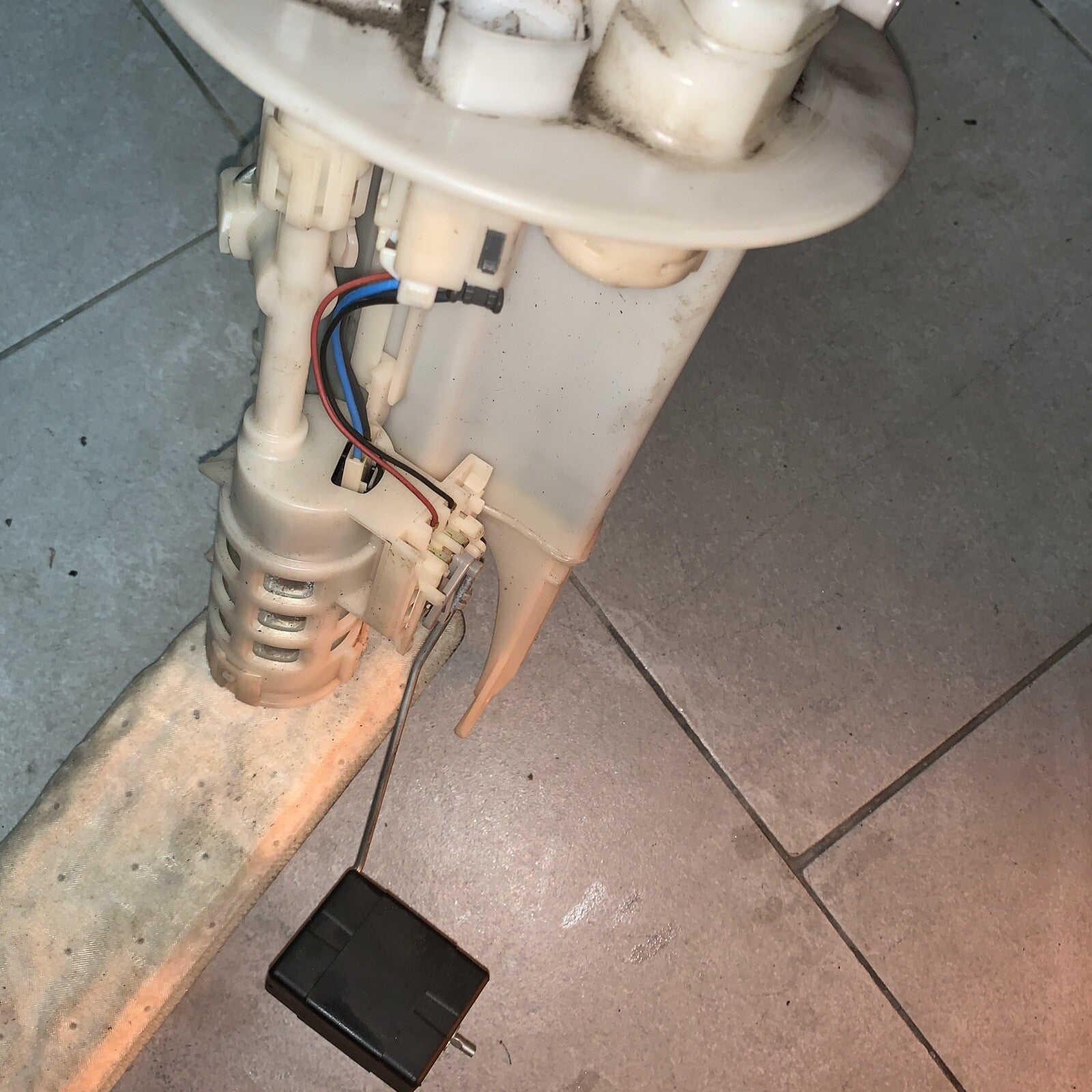 POMPA CARBURANTE TOYOTA Yaris 77704-0D070 Benzina 1.3