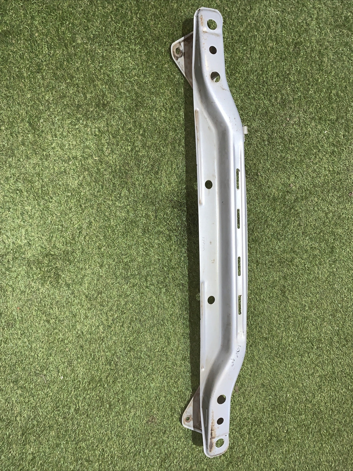 TRAVERSA PARAURTI POSTERIORE TOYOTA Aygo 1° Serie 1KRFE (0508) 1071452