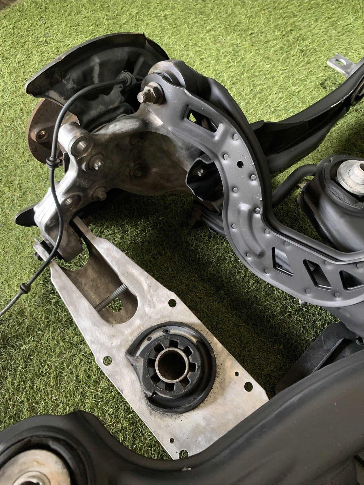 Ponte Assale Posteriore Mercedes Classe A W176 2463504001