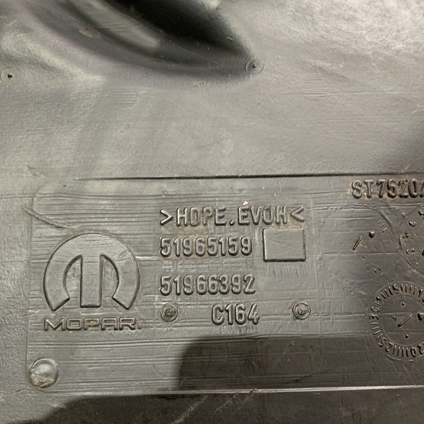 51965159 Serbatoio Vaso Riempitivo Carburante FIAT 500X 1.3 MJT 2020 (4)