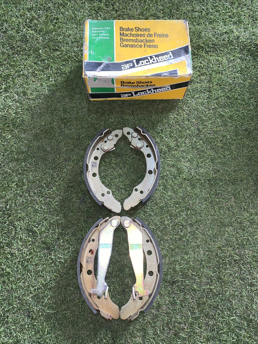 Kit ganasce freno posteriori  LS1277  VOLKSWAGEN AUDI  SEAT SKODA