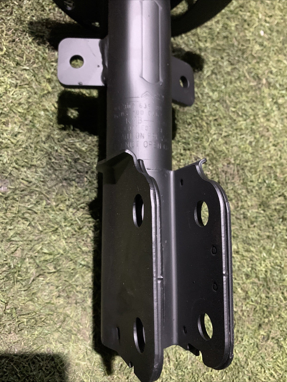 Ammortizzatore Anteriore Destro Peugeot 5008 2019 1.5 Diesel 9830263980