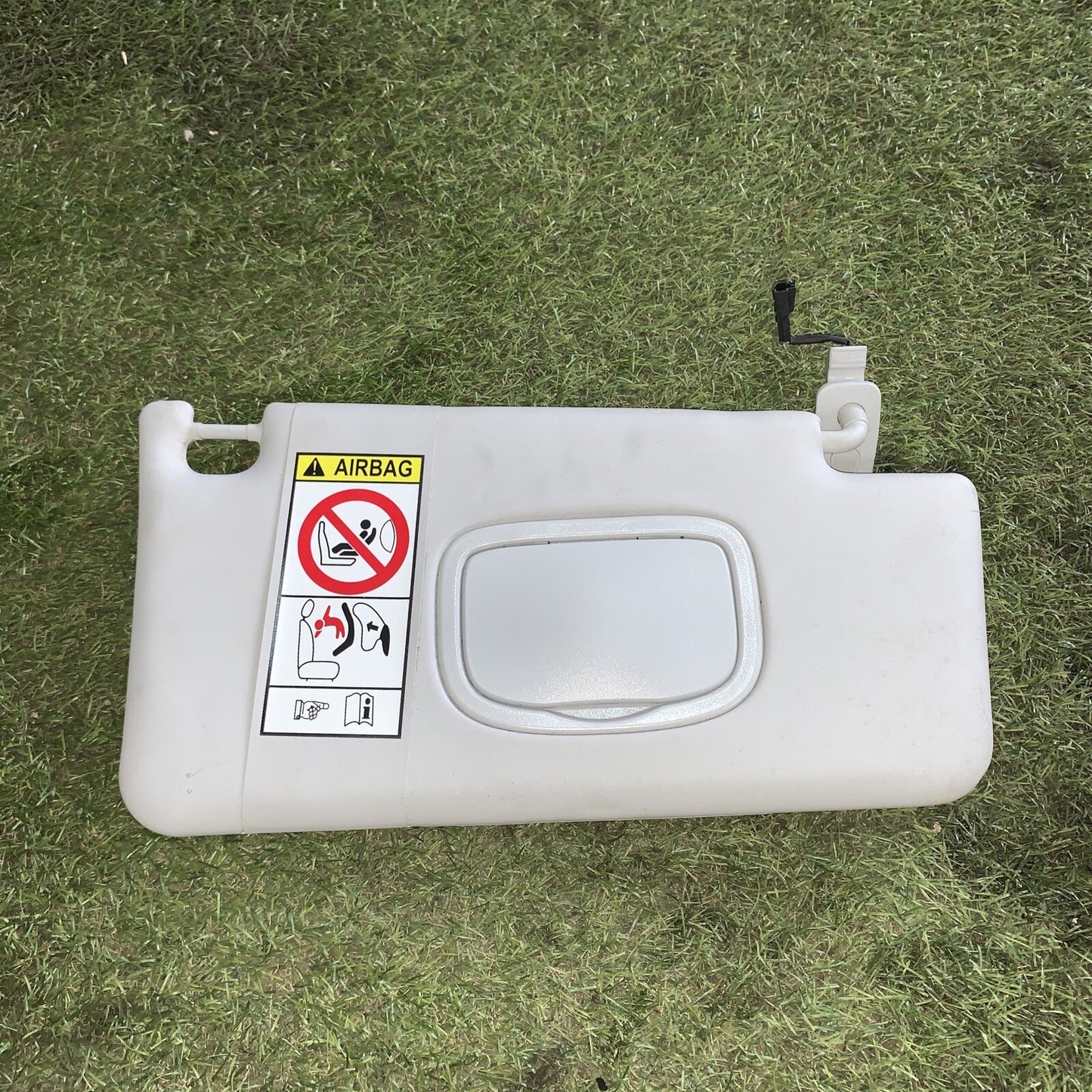 ALETTA PARASOLE DESTRA JEEP RENEGADE PANTINA DX