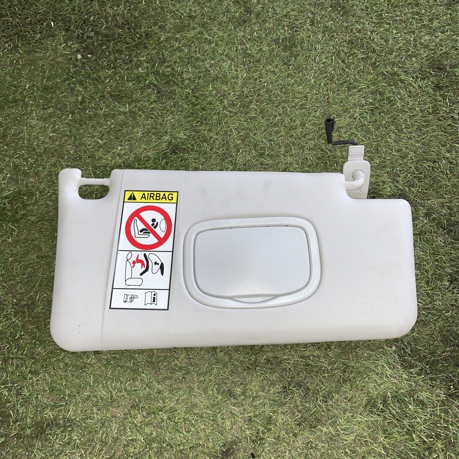 ALETTA PARASOLE DESTRA JEEP RENEGADE PANTINA DX