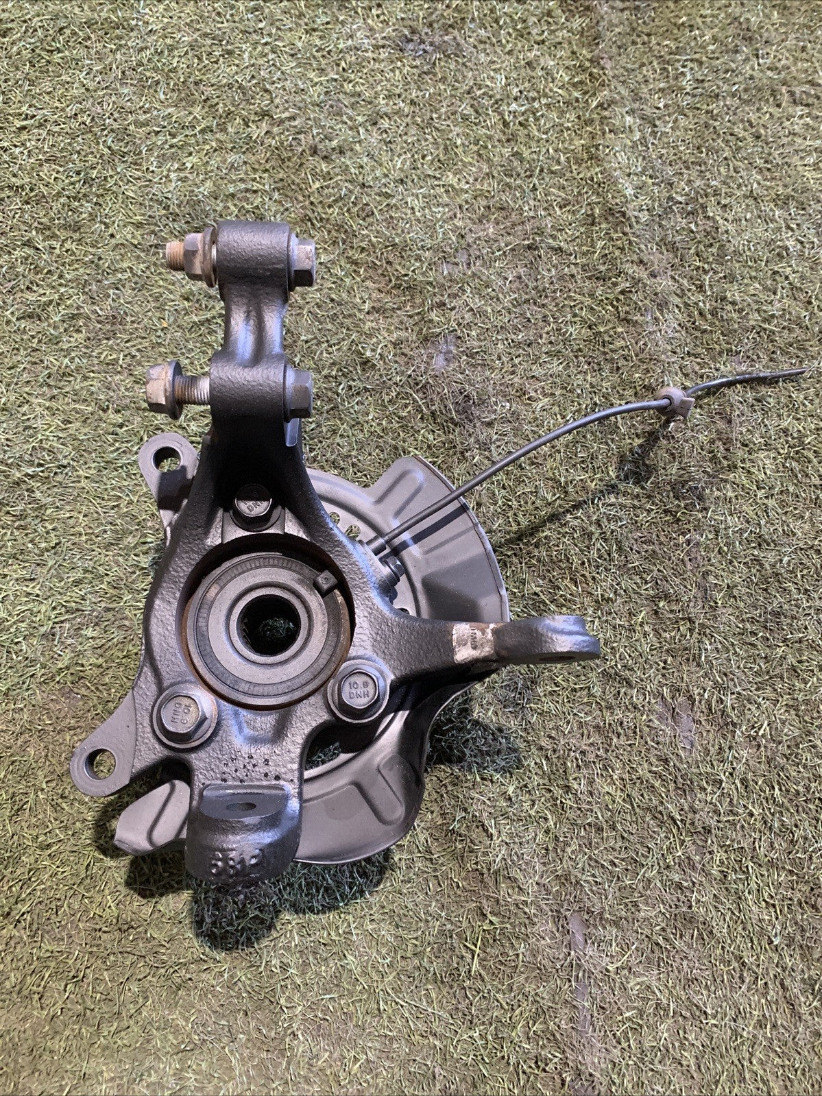Mozzo Montante Fusello Anteriore Destro Suzuki Baleno 1.2 Benzina 45111M68P00
