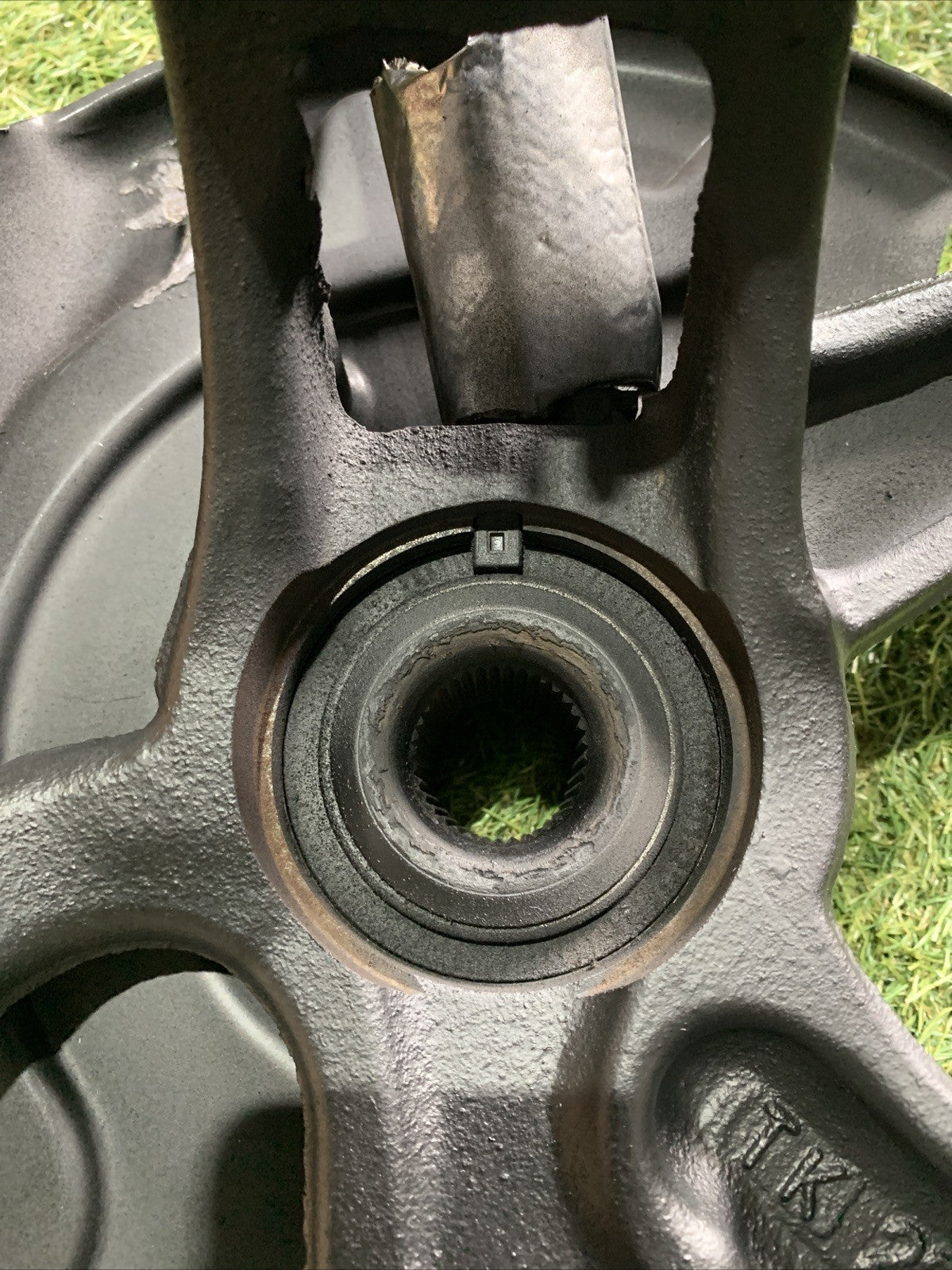 Mozzo Montante Fusello Anteriore Sinistro Audi A1 2020 1.0 Benzina 2Q0407255M