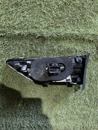 Stop Fanale Posteriore Interno Sinistro Volkswagen Golf 8 5H0945093C