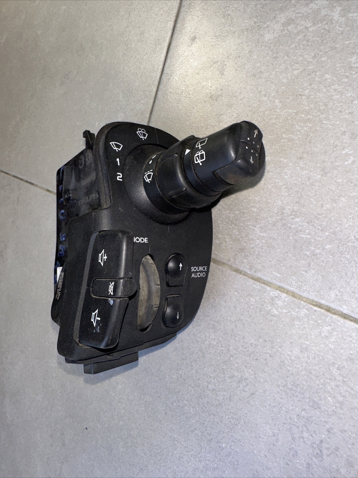 88103003 INTERRUTTORE TERGICRISTALLO 2008 Renault Kangoo/Grand Kangoo