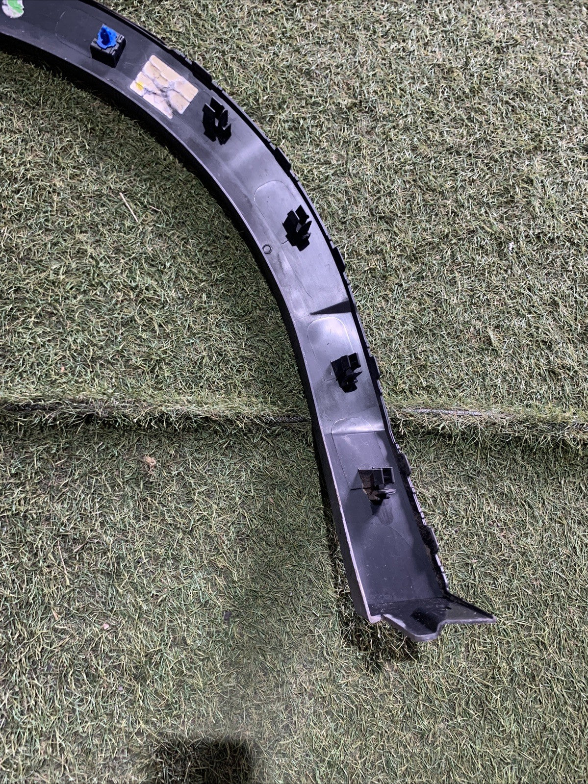 2GA854820E MODANATURA PARAFANGO POSTERIORE DESTRO PER VOLKSWAGEN T-ROC 2022 (3)