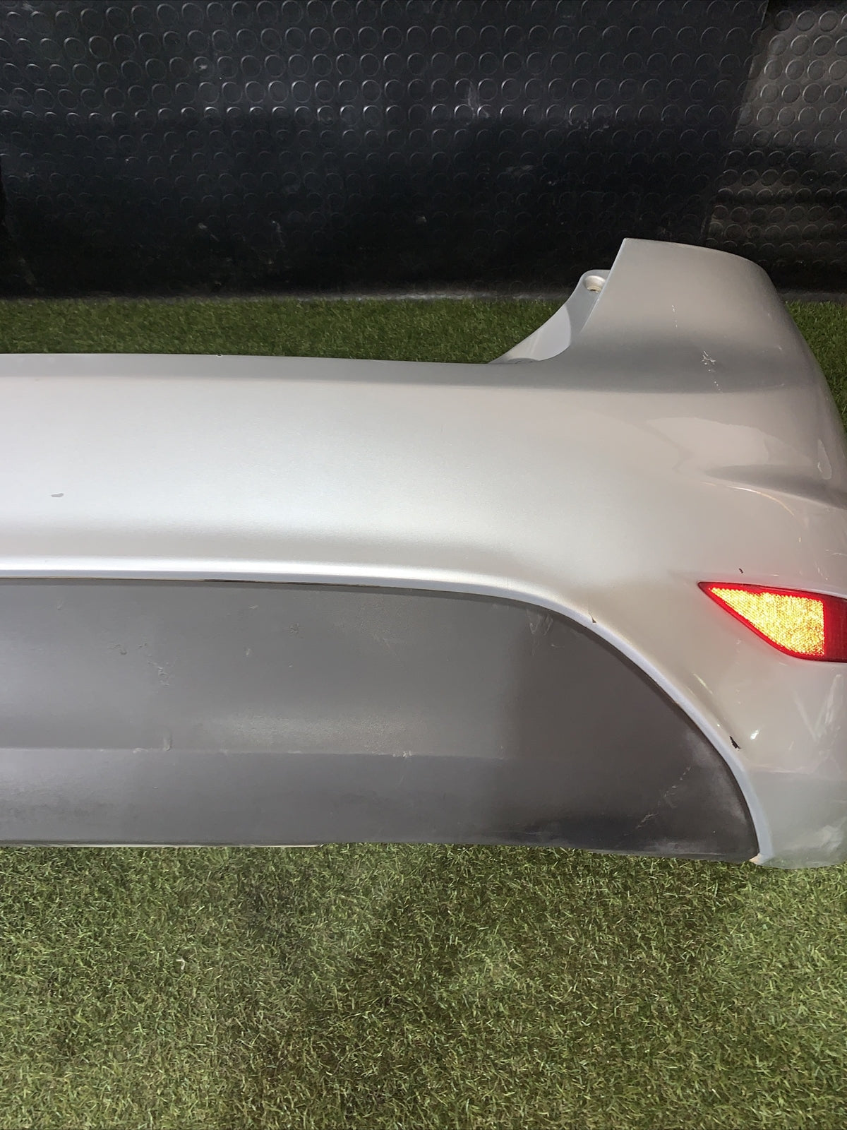 Paraurti Posteriore Ford Fiesta 6 Serie (2)