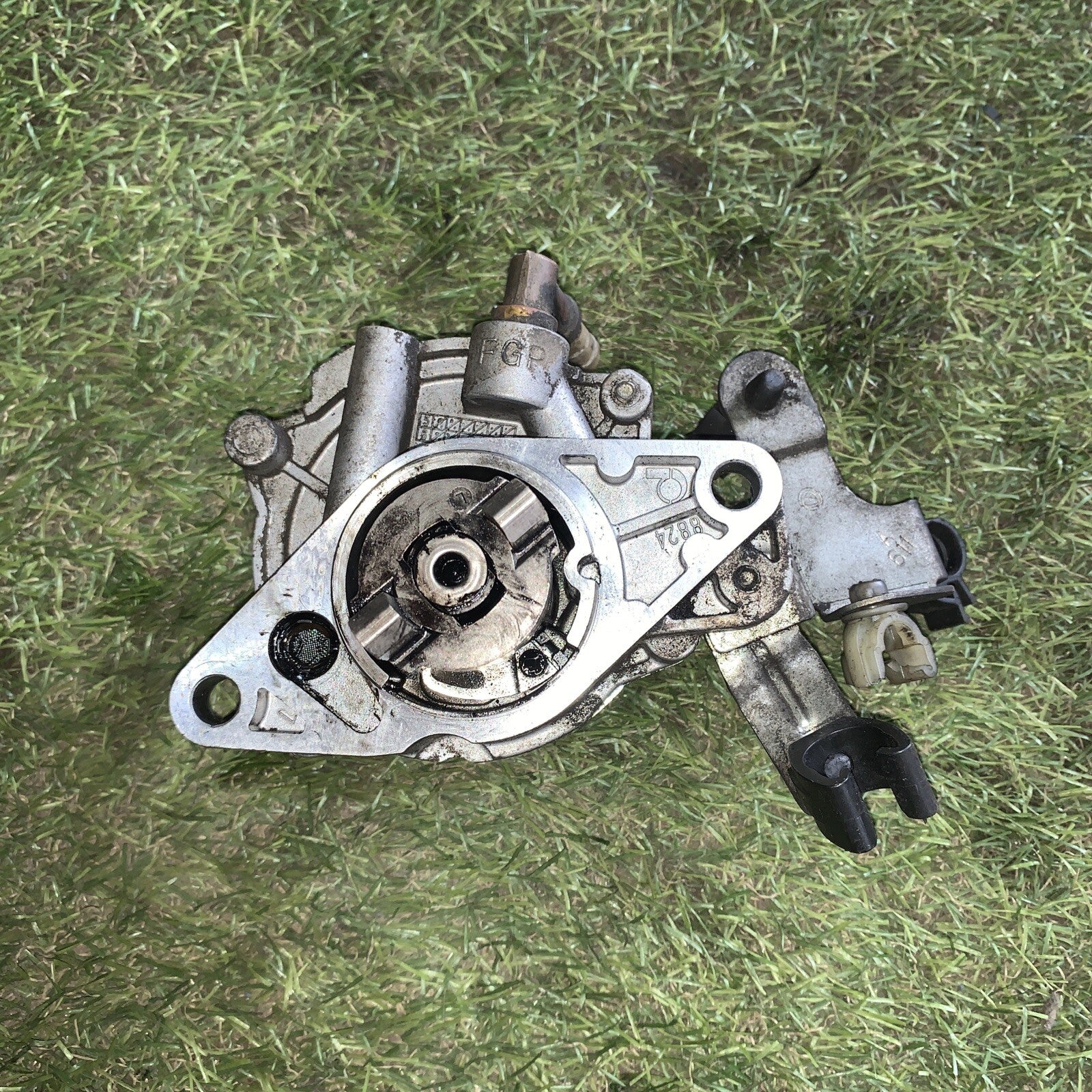 POMPA DEPRESSORE VUOTO FRENI FIAT PUNTO 188 DOBLO' MUSA PANDA 1.3 MJT 73501358(4