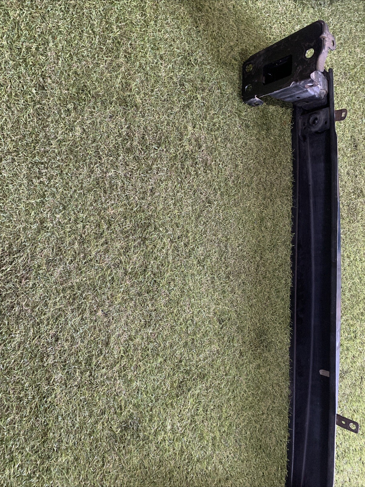 5J0807109D TRAVERSA PARAURTI ANT SKODA FABIA II (5J) 1.6 TDI 2011