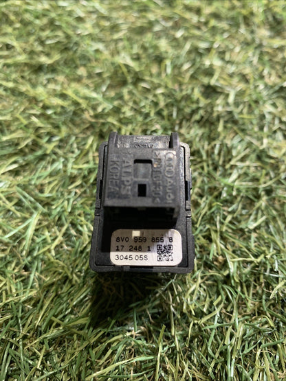 PULSANTE ALZAVETRO POSTERIORE SINISTRO PER AUDI Q2 8V0959855B