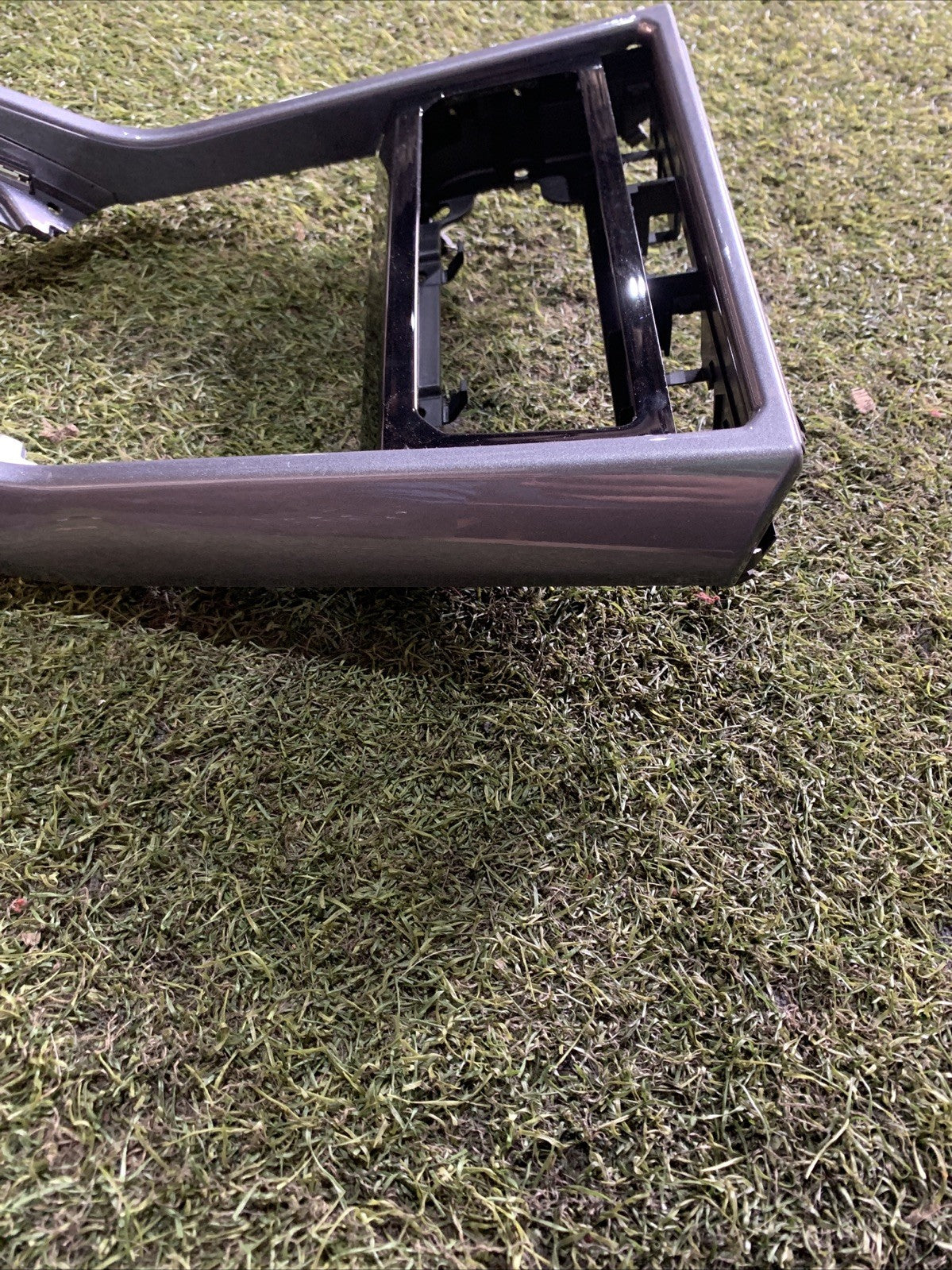 2GA863097 MASCHERINA RIVESTIMENTO TUNNEL CENTRALE ANTERIORE VOLKSWAGEN T-ROC