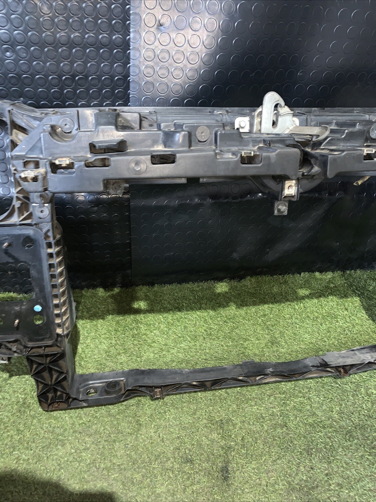 Ossatura Calandra Anteriore Fiat Grande Punto 51745276