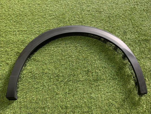 MODANATURA PARAFANGO POST SX PER PEUGEOT 2008 Serie 9825736780 (19>)