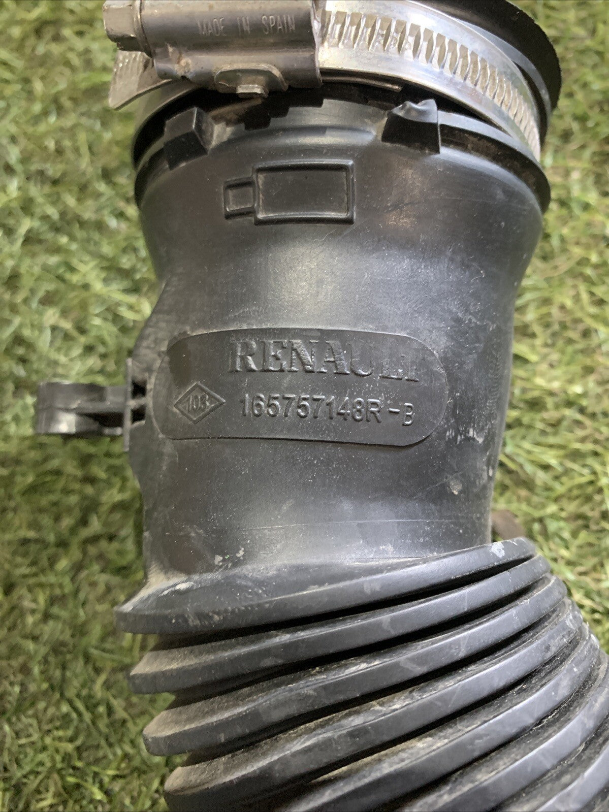 TUBO ASPIRAZIONE FILTRO ARIA RENAULT Clio Serie IV 165757148R Diesel 1.5