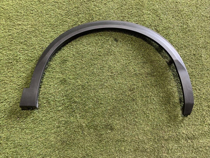 MODANATURA PARAFANGO ANT DX PER PEUGEOT 2008 Serie 9825736680 (19>)