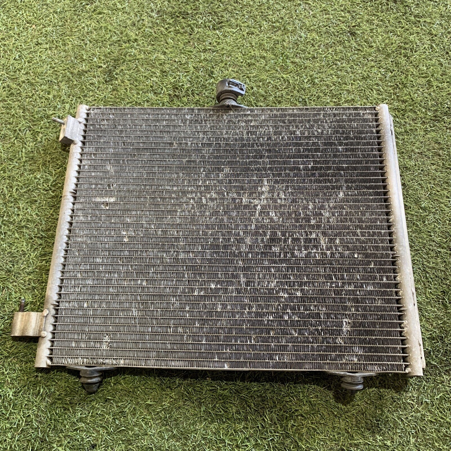 Radiatore aria condizionata condensatore PEUGEOT 207 CITROEN C3 2005 9653035980