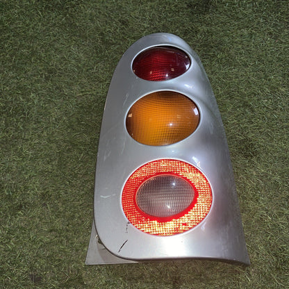 253042R FANALINO STOP POSTERIORE DESTRO SMART FORTWO 450 DAL 1999 AL 2005 (3)