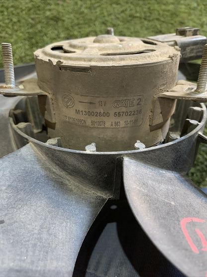 Ventola radiatore fiat Grande Punto 2005 1.3 55702236