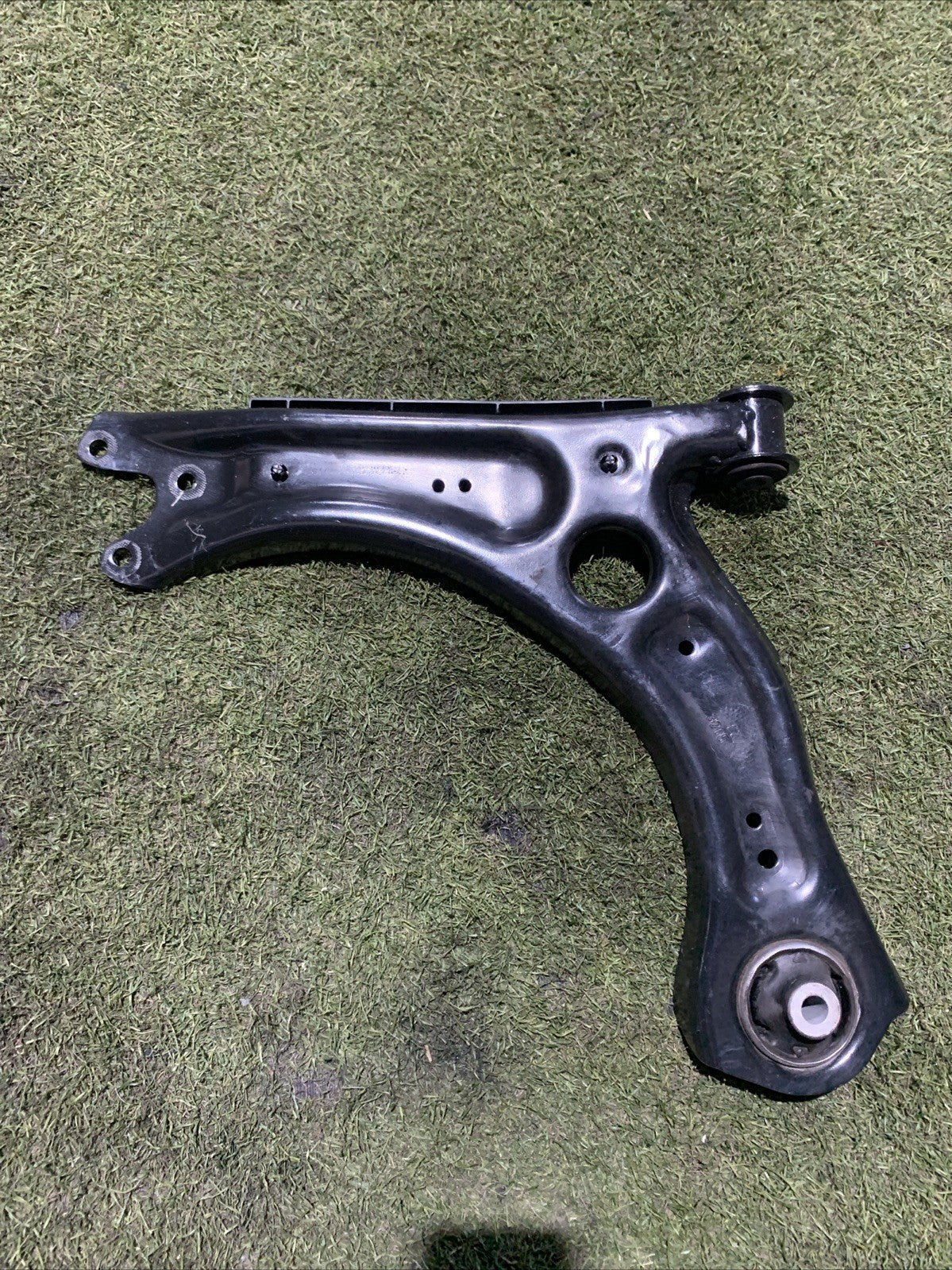 Braccio Oscillante Anteriore Sinistro Volkswagen T-Cross 1.0 Benzina 2Q0407151D