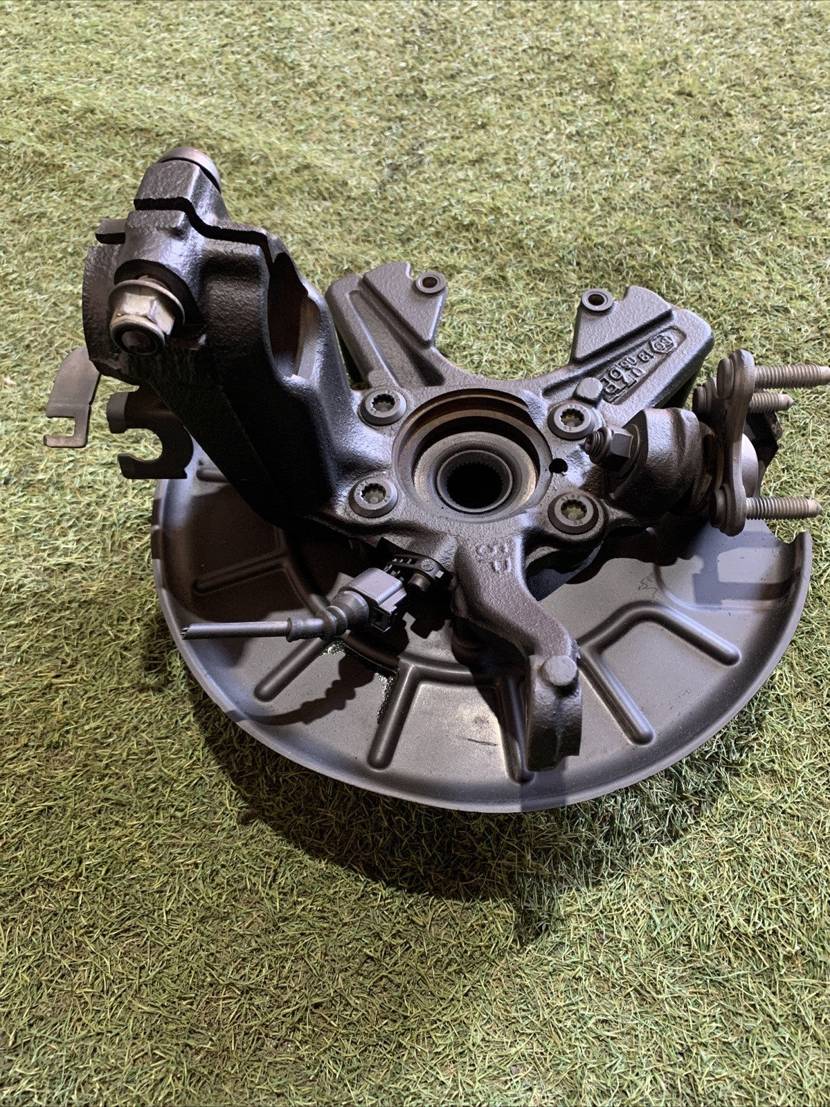 MOZZO MONTANTE FUSELLO ANTERIORE SINISTRO VOLKSWAGEN GOLF 5 1.9 D 1K0407255P