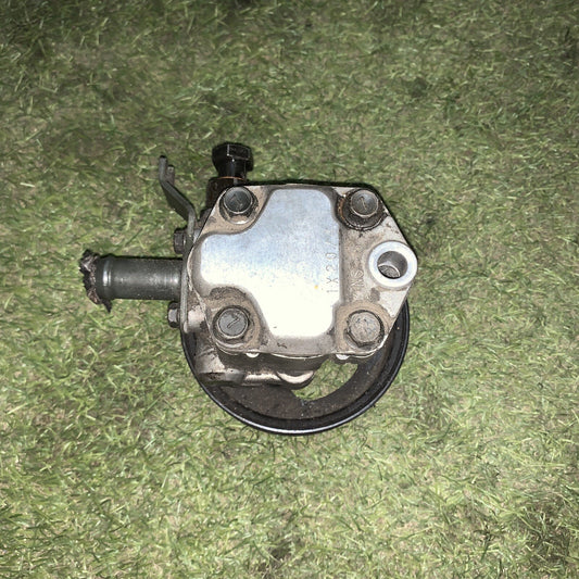 Pompa sterzo kia carnival 2.9