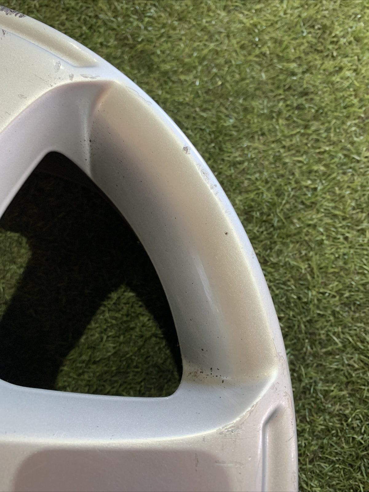 6R0071495A CERCHIO IN LEGA DA 15 POLLICI 5 FORI 6JX15H2ET40 VOLKSWAGEN POLO 6R(3