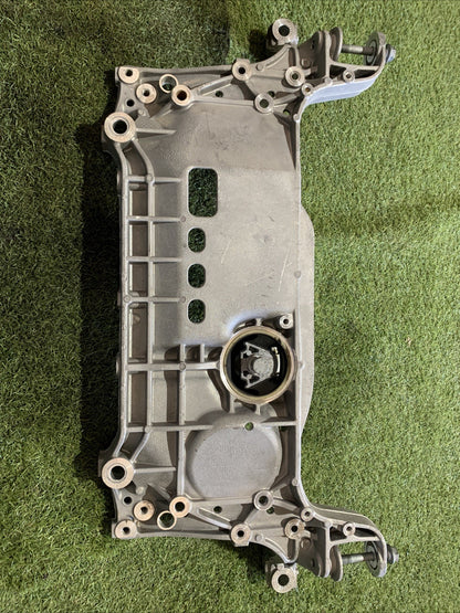 CULLA MOTORE/ASSALE ANTERIORE AUDI Q3 8UB 3C0199369H (2011-2020)