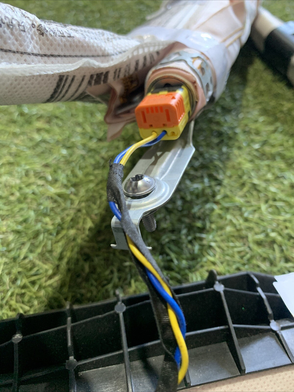 AIRBAG A TENDINA LATO SINISTRO PER VOLKSWAGEN Taigo Serie 2G4880741J (21>)