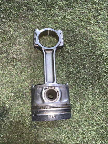 Pistone Con Biella Motore Dacia Sandero 1.5 Diesel K9KC6 7657H (4)