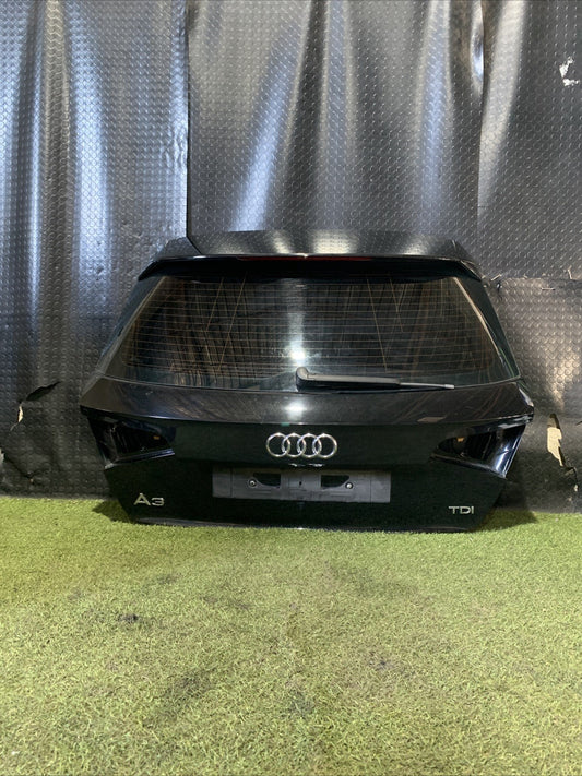 COFANO BAULE PORTELLONE POSTERIORE PER AUDI A3 Sportback Serie (8VA) (12 18) (3)