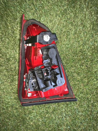 8K5945093D FARO FANALE POSTERIORE SINISTRO PARTE INTERNA AUDI A4 2010 BERLINA